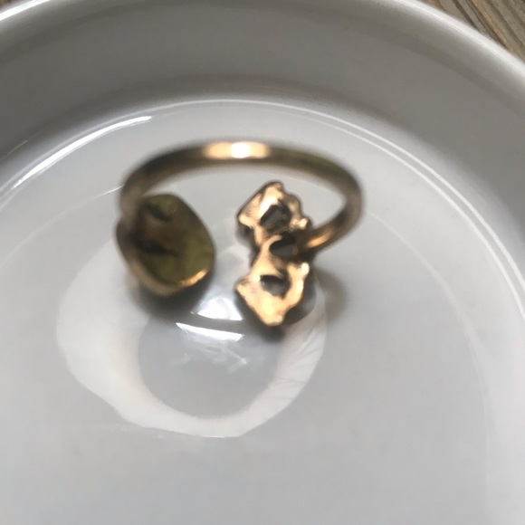 Stone crystal statement ring - Picture 4 of 6